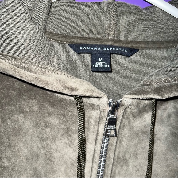Banana Republic Women's Velour Hoodie jacket - Picture 4 of 5